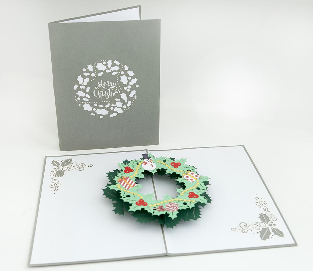 Christmas Wreath Pop-Up Card - Pop-up Pigeon